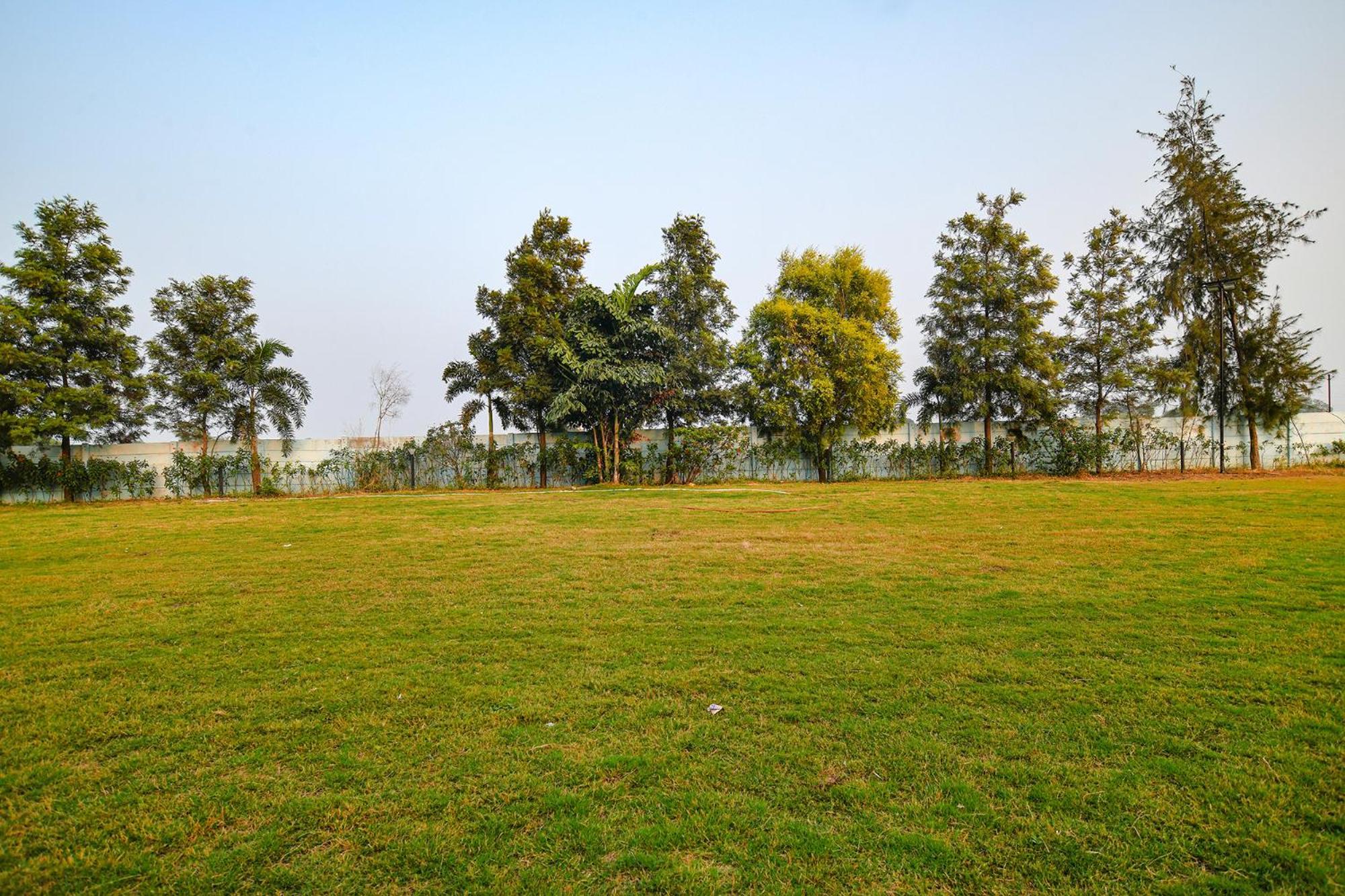 Celebrate Inn Indore Exterior photo