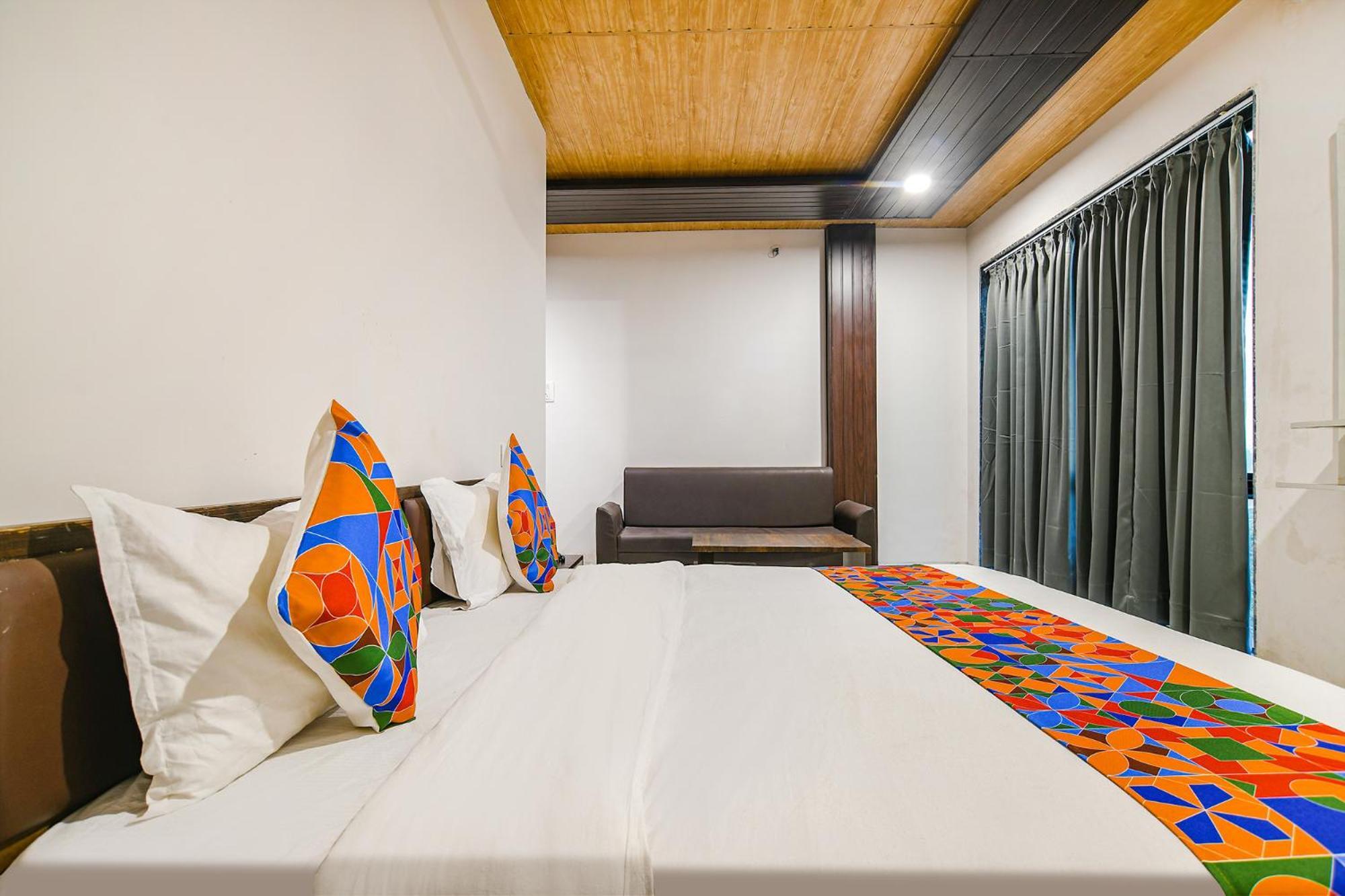 Celebrate Inn Indore Exterior photo