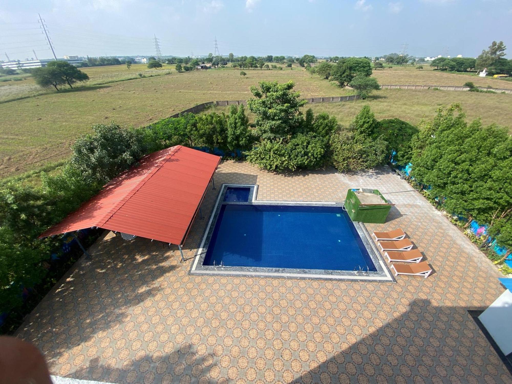 Celebrate Inn Indore Exterior photo